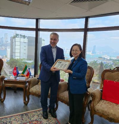 Iran's CG meets HKGCC chief